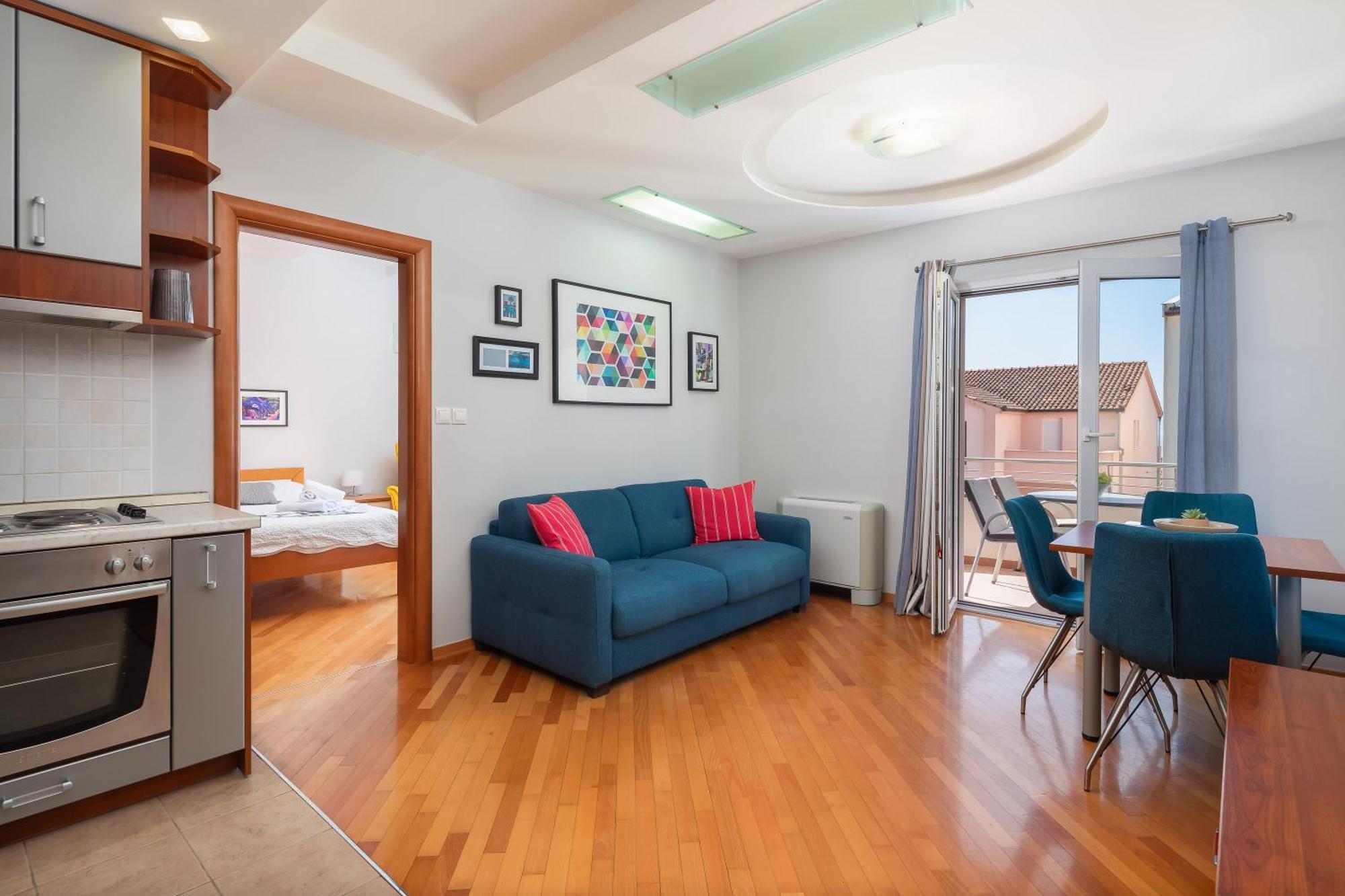 מאקרסקה Brkic Apartments With Private Parking מראה חיצוני תמונה