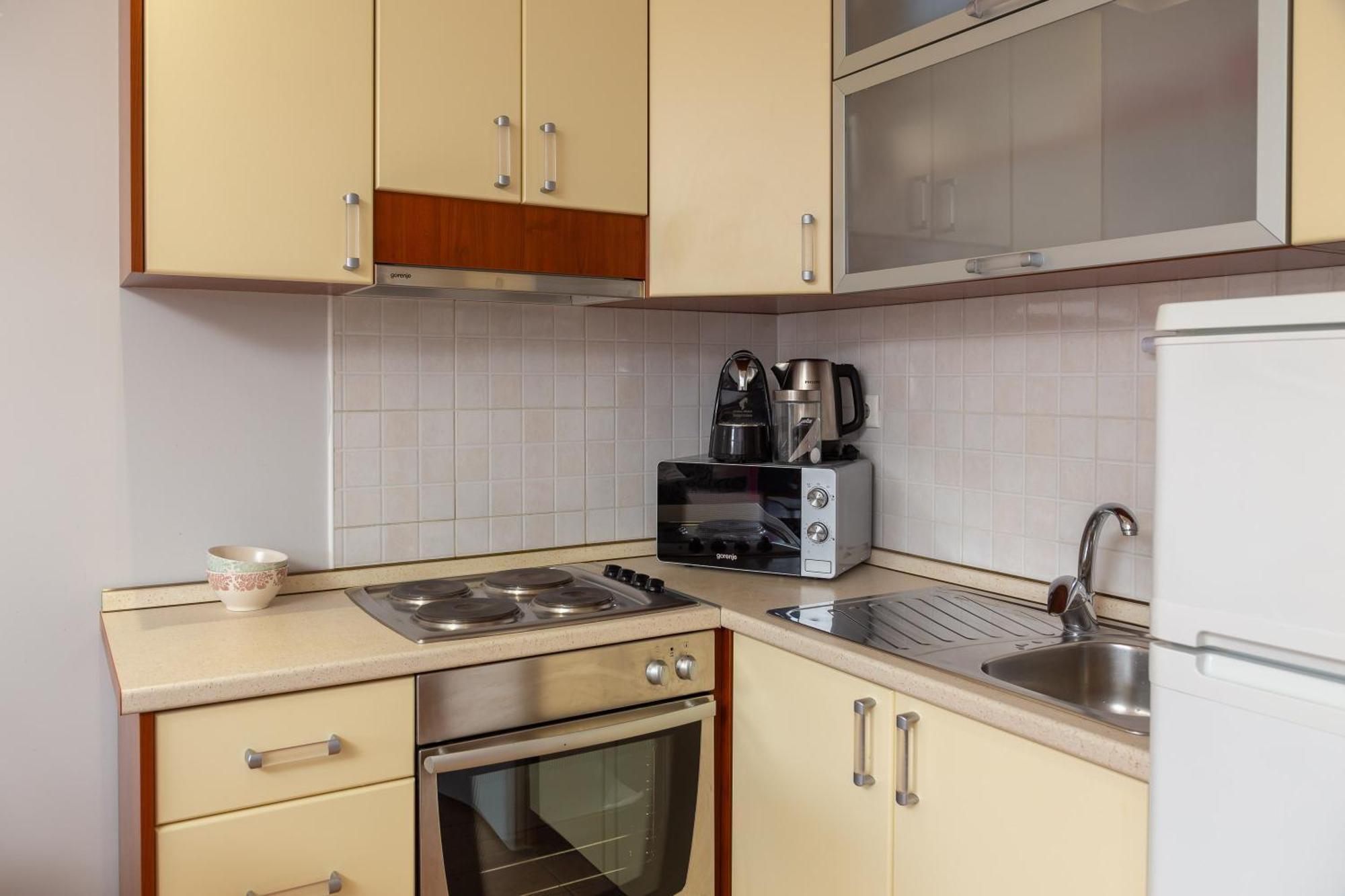 מאקרסקה Brkic Apartments With Private Parking חדר תמונה