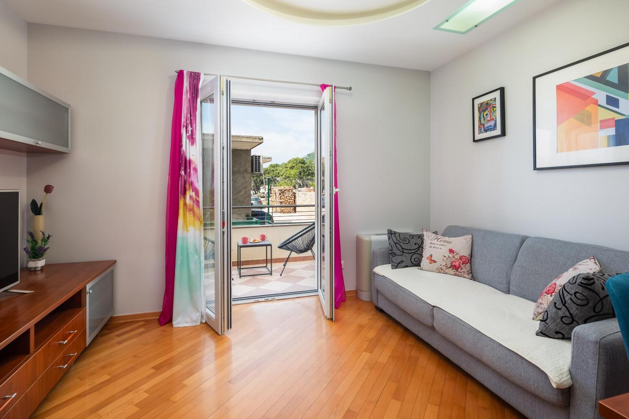 מאקרסקה Brkic Apartments With Private Parking חדר תמונה
