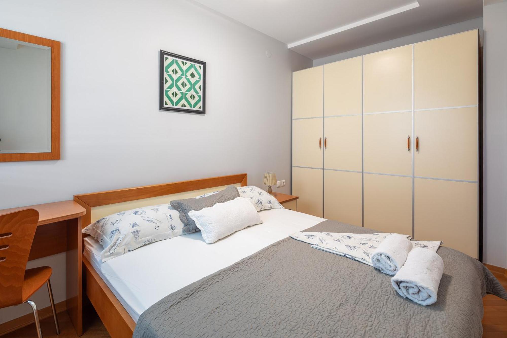 מאקרסקה Brkic Apartments With Private Parking חדר תמונה