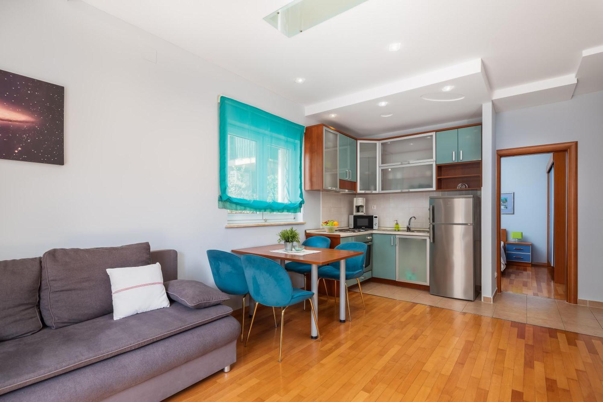 מאקרסקה Brkic Apartments With Private Parking חדר תמונה